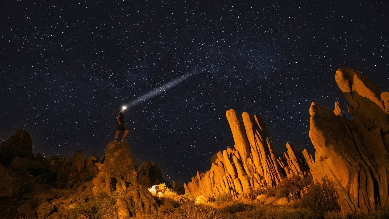Senderismo-Fotografico-Nocturno-Estrellas-sobre-la-Montana - La Sierra Noticias