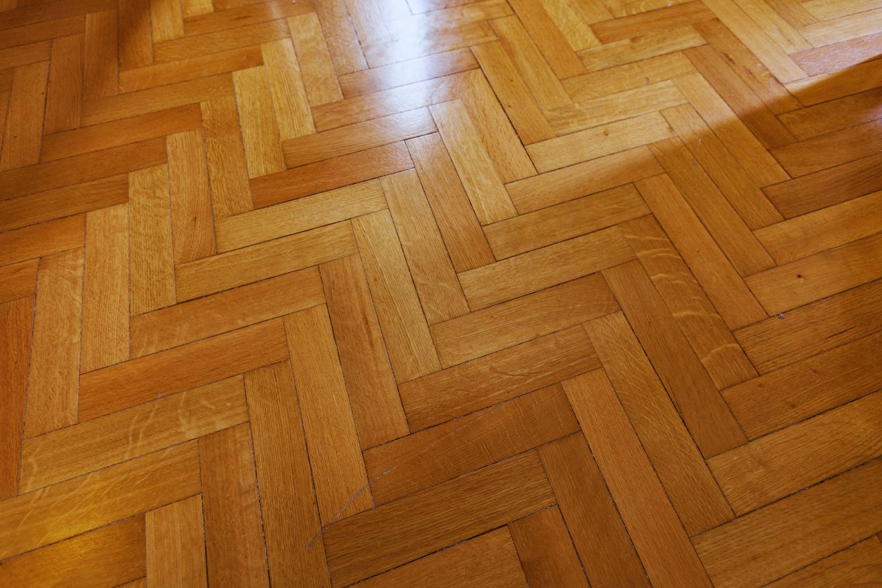 tiendas de parquet - IP - La Sierra Noticias