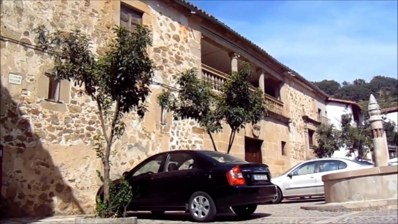 Historia y curiosidades de 	Pasarón de la Vera